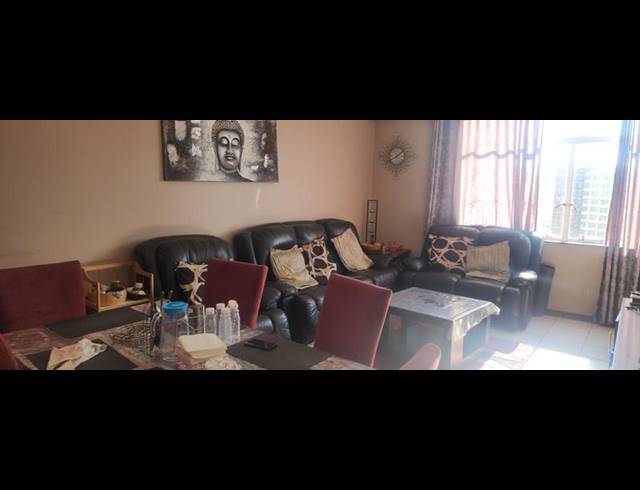 2 BEDROOM APARTMENT FOR SALE IN BEDFORD GARDENS